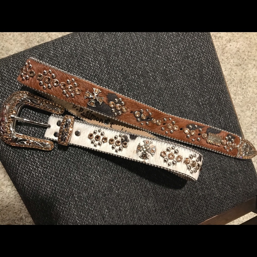 B.b. Simon Belt